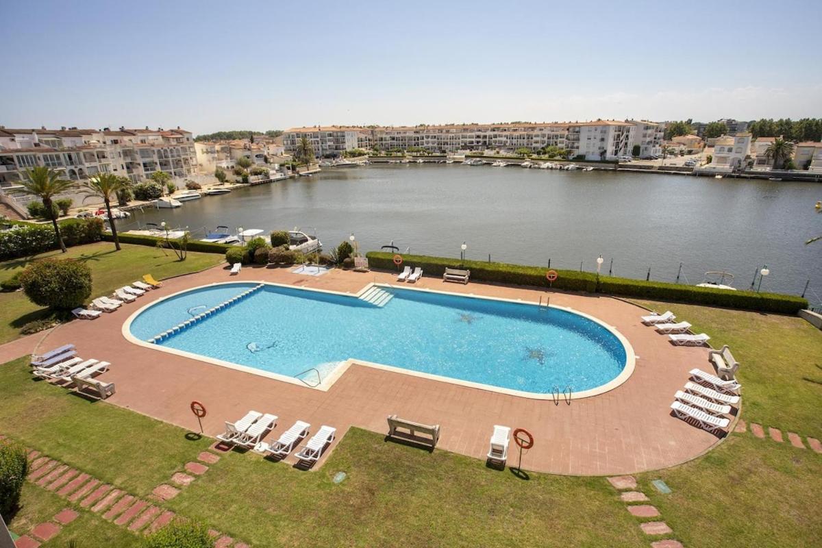 1005 Apartamento Con Vistas Al Lago San Maurici By Homeselectspain إمبوريابرافا المظهر الخارجي الصورة